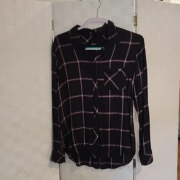 Button down flannel - Picture 1 of 5
